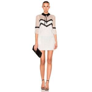 Avantlook Monochrome Petal Mini Lace Dress Size S